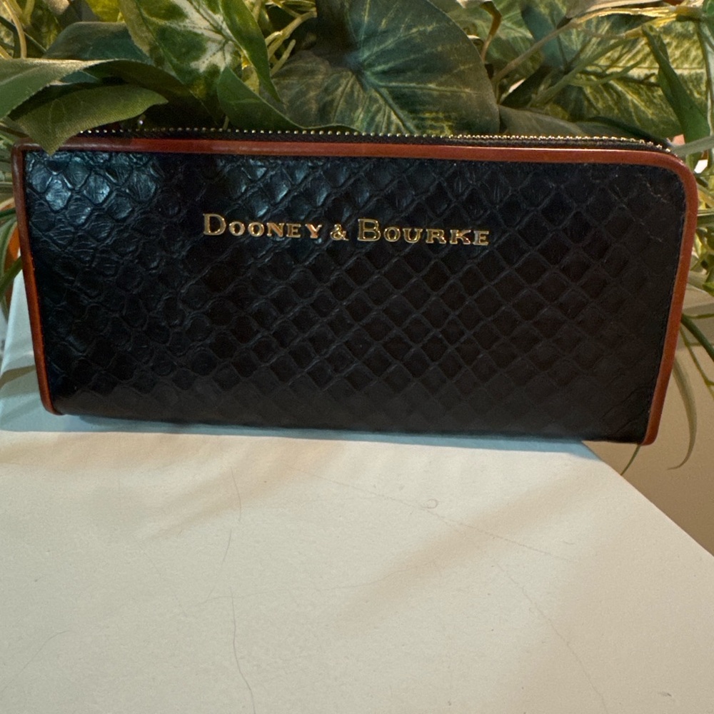 Dooney & Bourke Black Textured Wallet